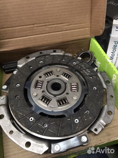Сцепление валео Valeo ваз 2110-11-12 Приора Калина