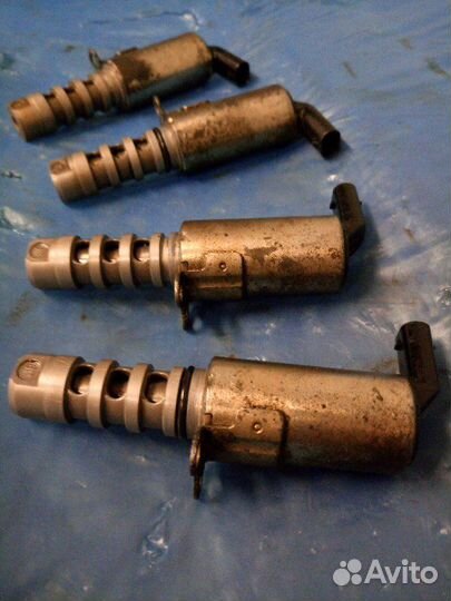 Клапан фазогегулятора передний Audi A5 купе 3.2