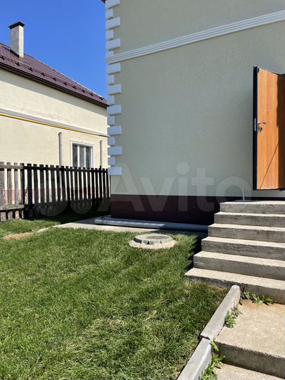 Коттедж 200 м² на участке 5,7 сот.