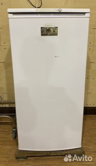 Холодильник Бирюса