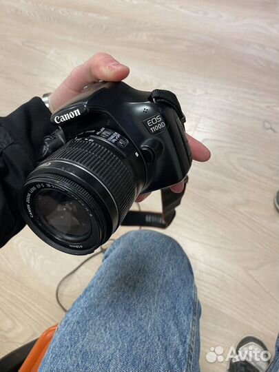 Canon eos 1100d