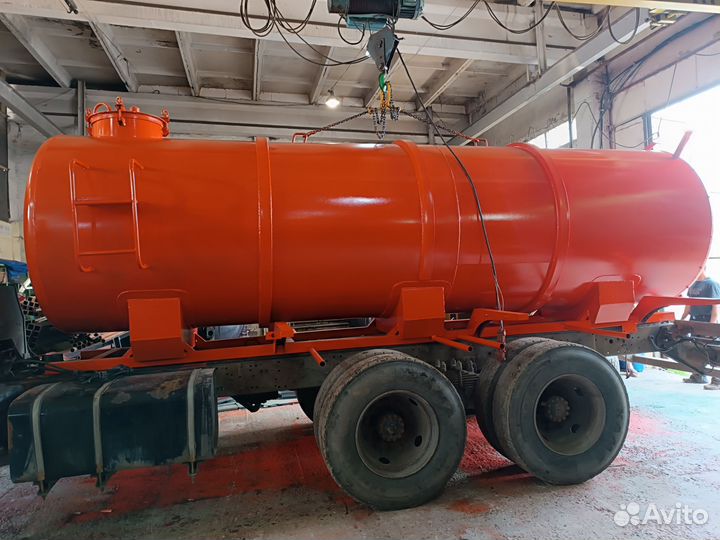 Вакуумная бочка цистерна