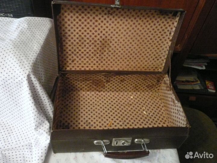 Чемодан портфель прошлый век