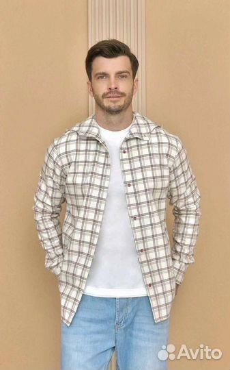 Рубашка Kiton с капюшоном