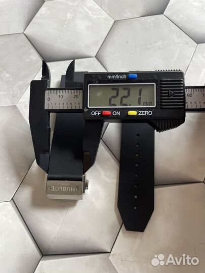 Каучуковый ремешок для часов hublot