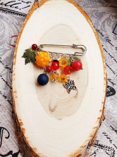 Брошь-булавочка