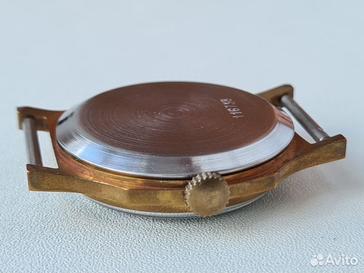 Часы СССР зим 2602. Тёмно-зелёный циферблат