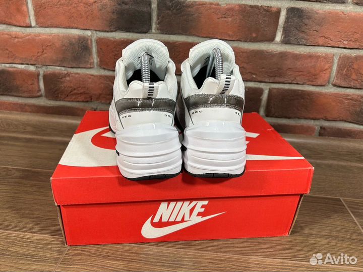 Кроссовки женские Nike Tekno m2k белые 38 размер