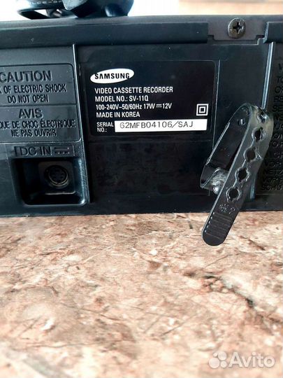 Видеомагнитофон/видеоплеер Samsung SV-11Q