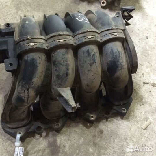 Коллектор впускной Ситроен Ц4 Citroen C4