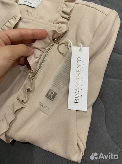 Куртка rinascimento новая Италия