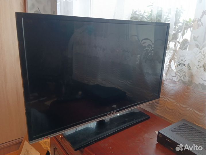 Продам телевизор бу