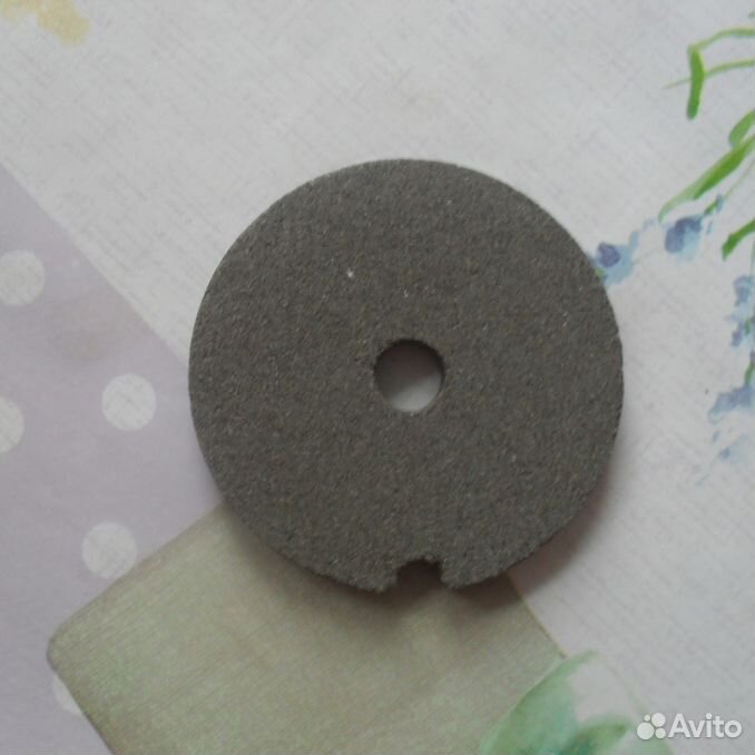 Точильный камень для мясорубки 63мм. Камень для точения ножа мясорубки. Круг шлифовальный для заточки ножей мясорубки. Камень для заточки ножей мясорубки. M1446 набор точильных камней для мясорубок.