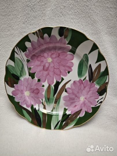 Тарелки настенные Пионы. Дулево. автор Яснецов