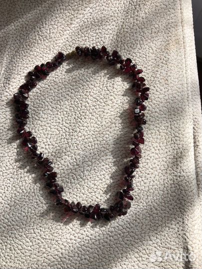 Гранатовые бусы