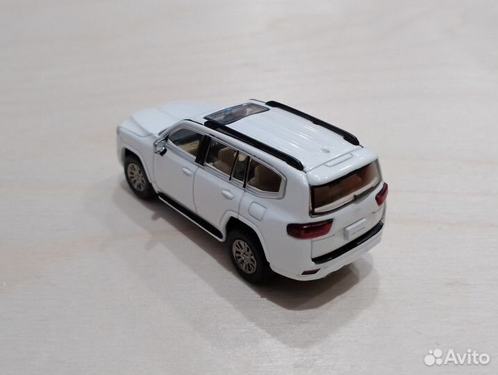 Toyota Land Cruiser LC300