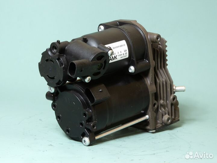 Компрессор пневмоподвески X5 X6 E70 E71 бмв