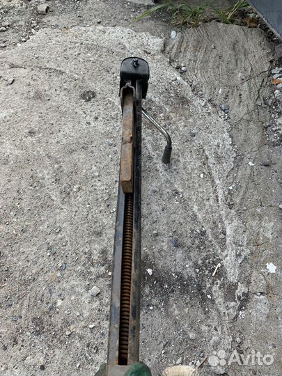 Домкрат заводской Ваз 2101