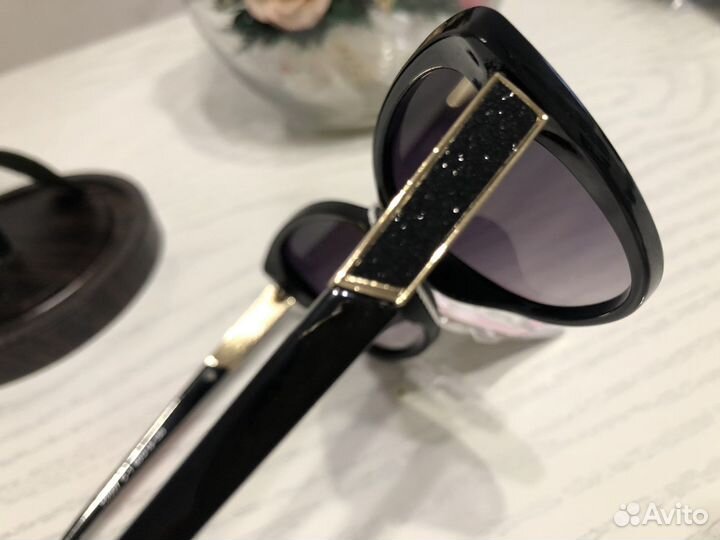 Солнцезащитные очки женские