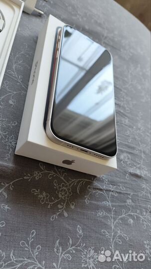 iPhone 12, 64 ГБ