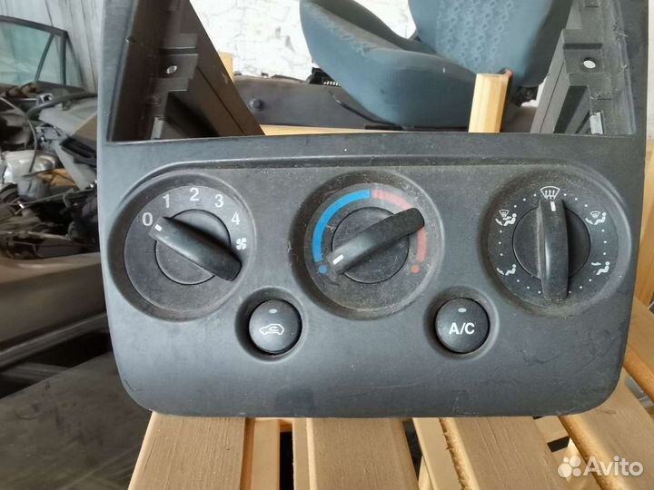 Блок управления печкой Форд Фьюжен