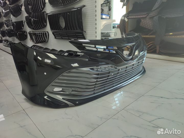 Передний бампер Toyota Camry V70