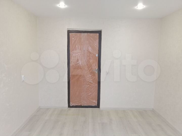 Комната 13 м² в 6-к., 2/5 эт.