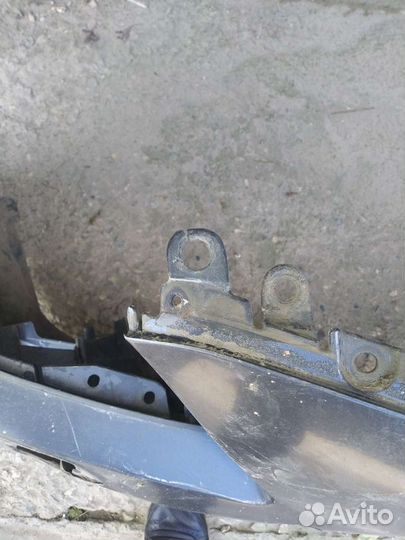 Бампер передний toyota corolla 150 оригинал