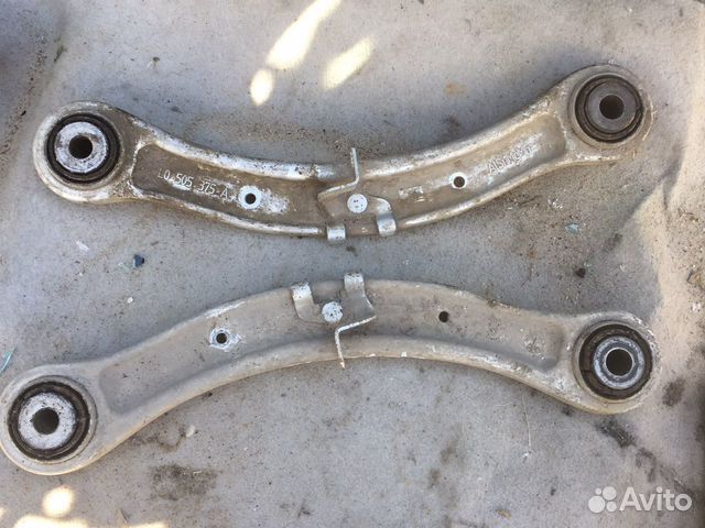 Рычаг задний поперечный верхний Ауди Q7