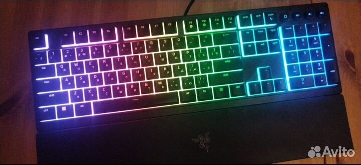 Игровая клавиатура razer