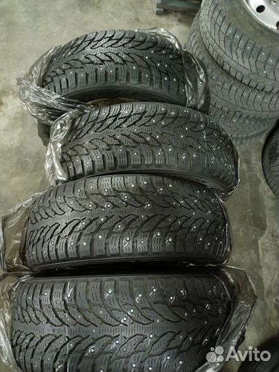 Nokian Tyres Hakkapeliitta 9 SUV 235/55 R18