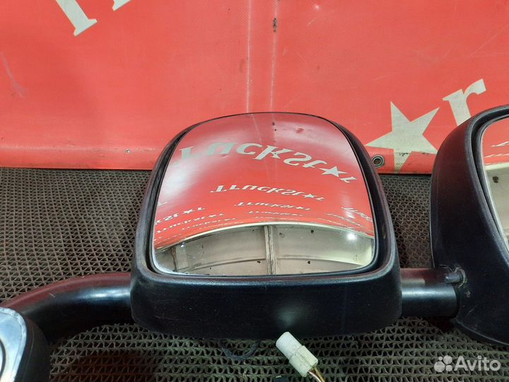 Зеркало заднего вида боковое левое