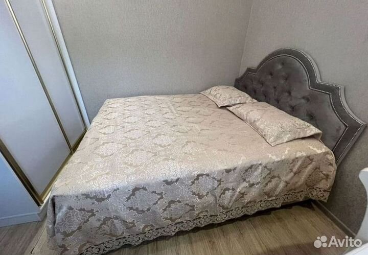 Двухместная мягкая кровать