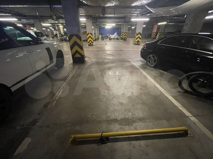 Машиноместо, 18 м²