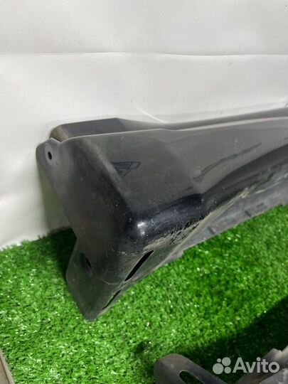 Накладка на порог наружная Subaru Legacy BL5 EJ20X