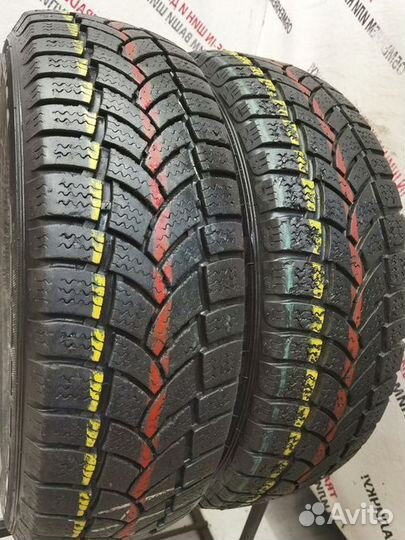 Vredestein ComTrac Winter 215/65 R16C 109H