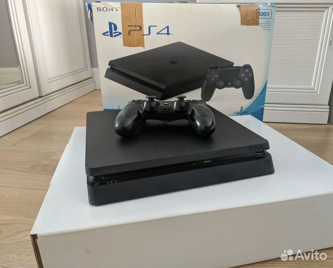 Sony PS4 slim