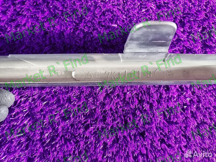 Ресничка фары передняя левая Fr L Mazda Familia