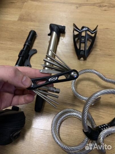 Велосипедные аксессуары (ротор, насос и др.)