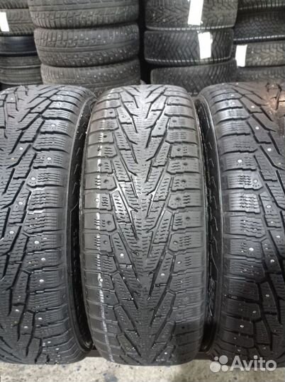 Nokian Tyres Hakkapeliitta 7 SUV 235/65 R17 101V
