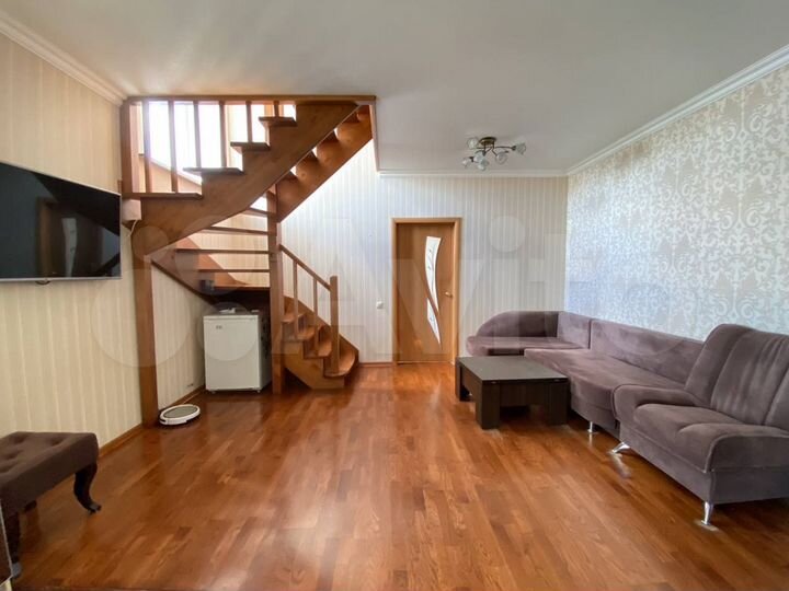 4-к. квартира, 93,1 м², 9/10 эт.