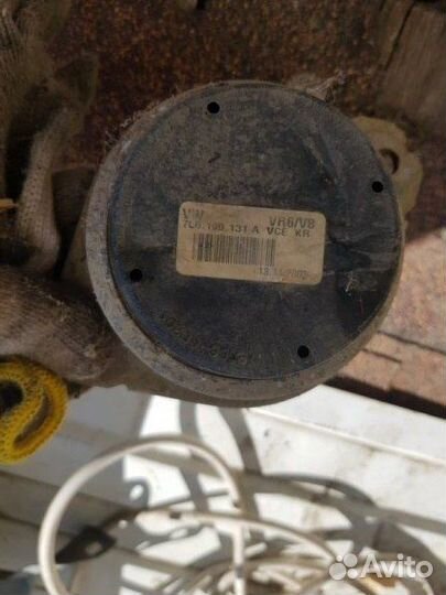 Подушка двигателя Volkswagen Touareg 7LA AXQ 2004