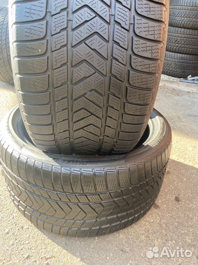 Pirelli Winter Sottozero 3 315/30 R21 105V
