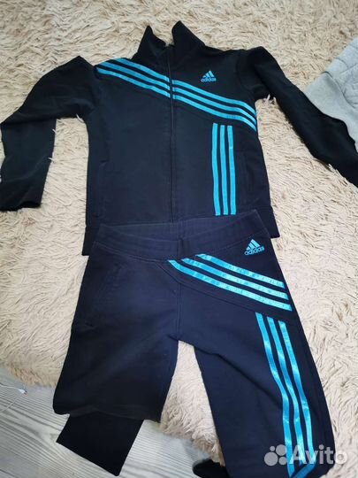 Спортивный костюм adidas
