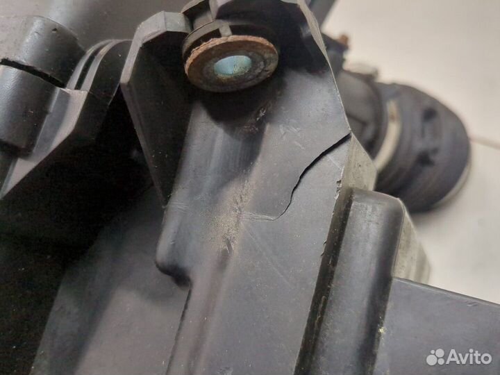 Корпус воздушного фильтра Infiniti QX60, 2015