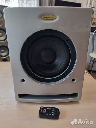 Сабвуфер Velodyne CHT 8