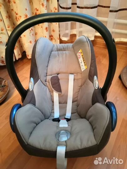 Детское автокресло от 0 maxi cosi