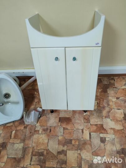 Раковина с тумбой бу