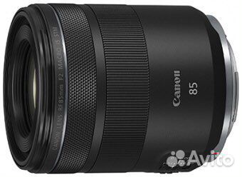 Canon RF 85mm f/2 Macro IS STM