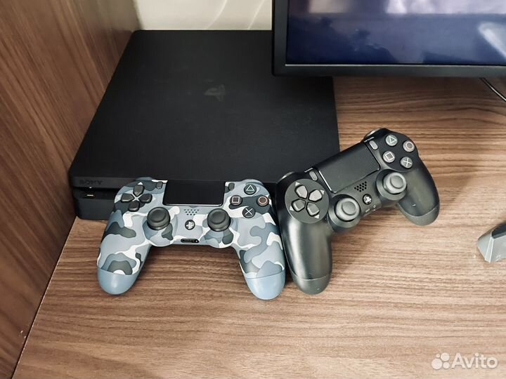 Sony PS4 slim 1tb